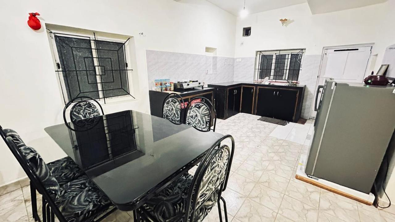 Muffys Villa Arpora Dış mekan fotoğraf